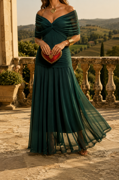 Abito lungo elegante con scollo drappeggiato