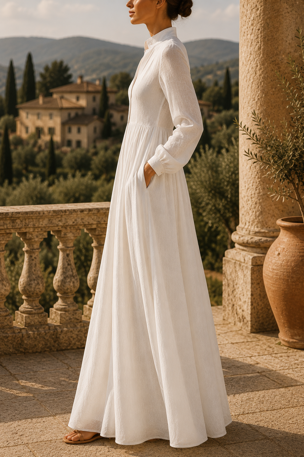 Abito lungo elegante con scollo profondo