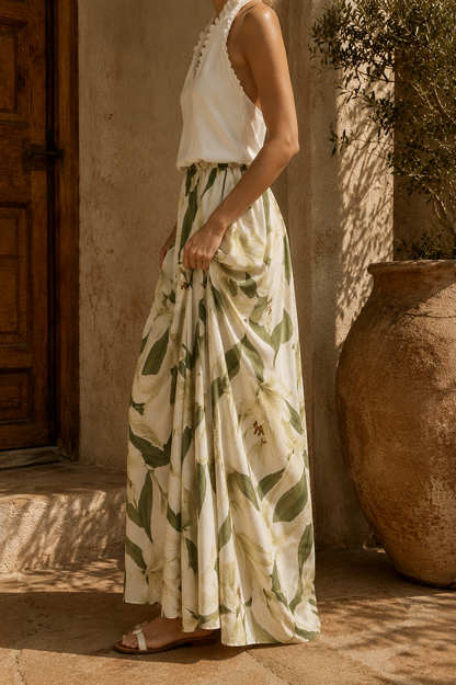 Completo estivo con top halter e gonna lunga floreale